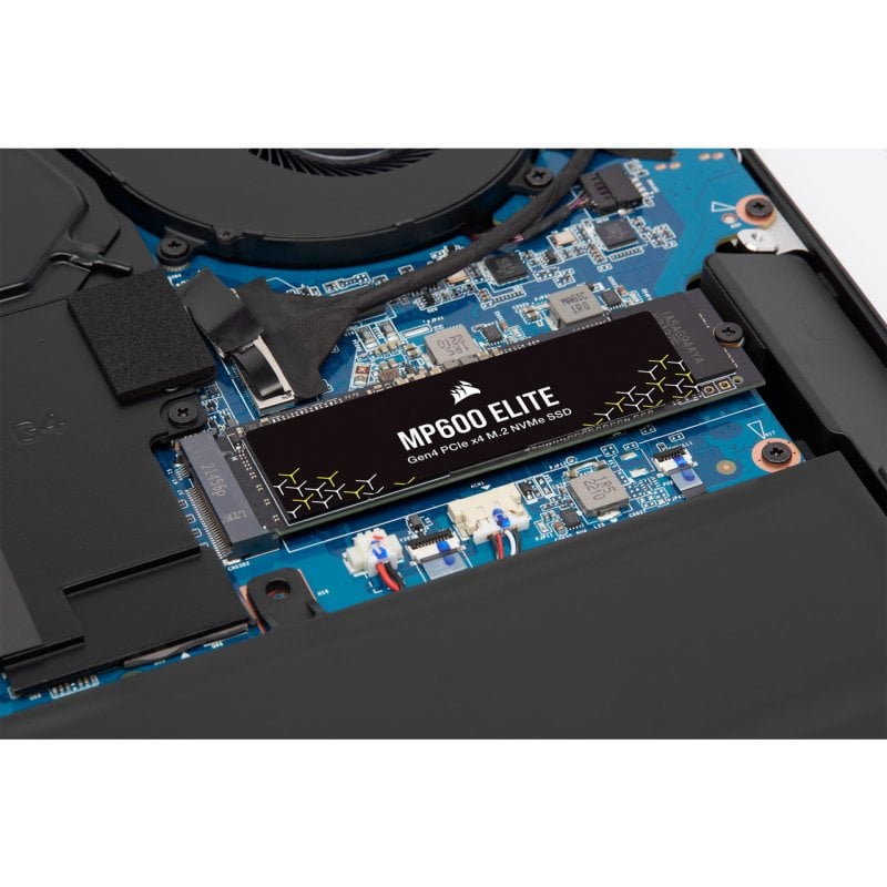 Corsair MP600 ELITE SSD Da 2 TB PCIe Gen4 X4 NVMe M 2 NAND TLC 3D Senza