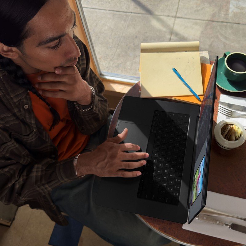 Apple MacBookPro 14インチ M3 Max/36GB/1TB MacBook Pro 14インチ Apple M3 Maxチップ [2023年モデル/SSD 1TB
