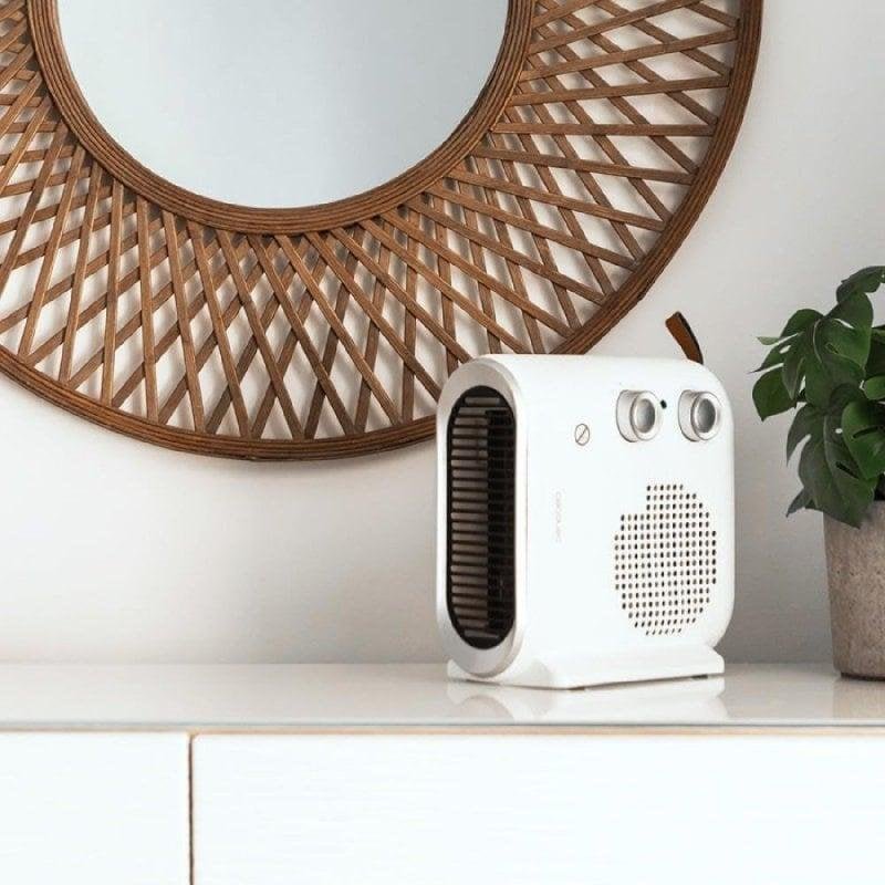 Chauffage Céramique Cecotec ReadyWarm 600 - 2000W, 3 Modes, Thermostat, Silencieux 30dB - Pour Bureau, Pièce Jusqu'à 15m², Design Vertical