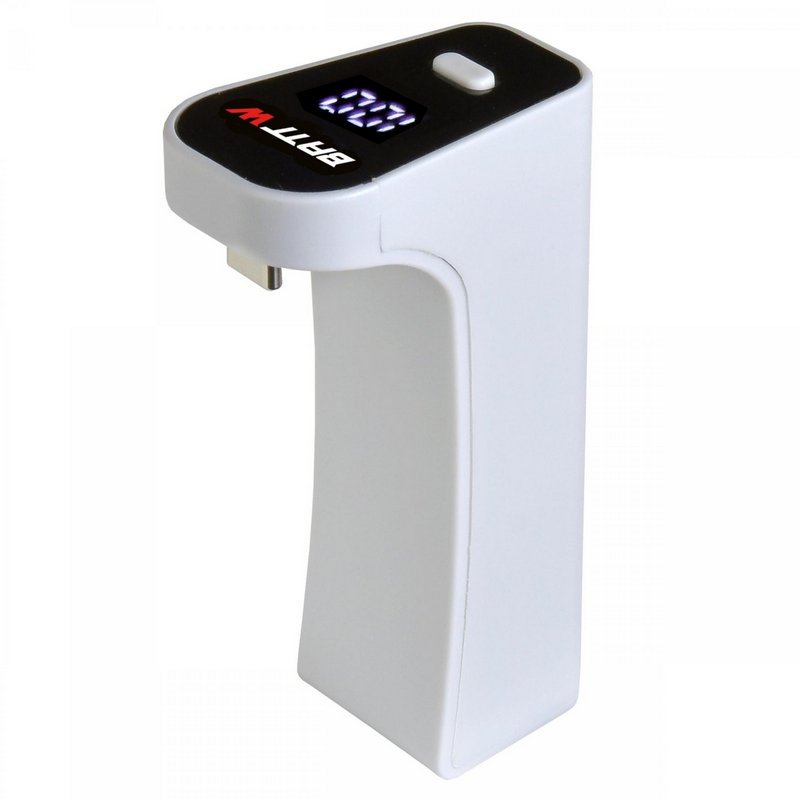 Avec la batterie sans fil BATTW pour DualSense pour PS5 d' Indeca vous pourrez profiter de longues sessions de jeu sans interruption et avec une totale liberté de mouvement. Spécifications Plateformes prises en charge PS5 Batterie sans fil pour DualSense 2000 mAh 5 à 6 heures de jeu Câble USB-C inclus Indicateur de pourcentage de batterie à affichage LED