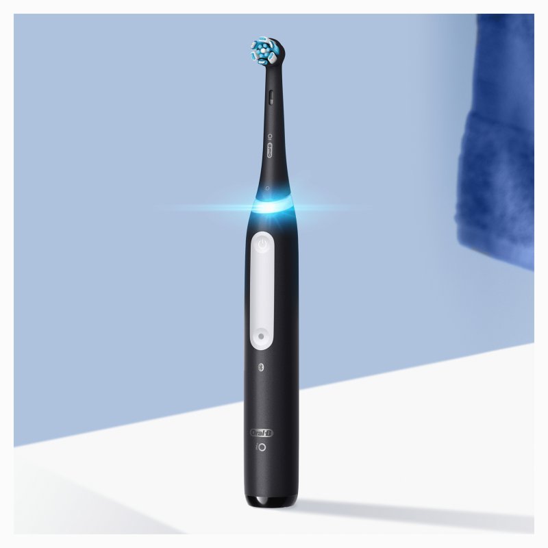 Image of Oral B iO 4 Spazzolino rotante per adulti Nero cod079