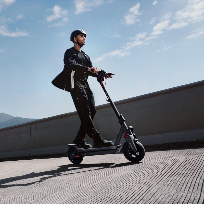 Monopattino elettrico Segway MAX G3 E 700W Autonomia 80km Ruote 11