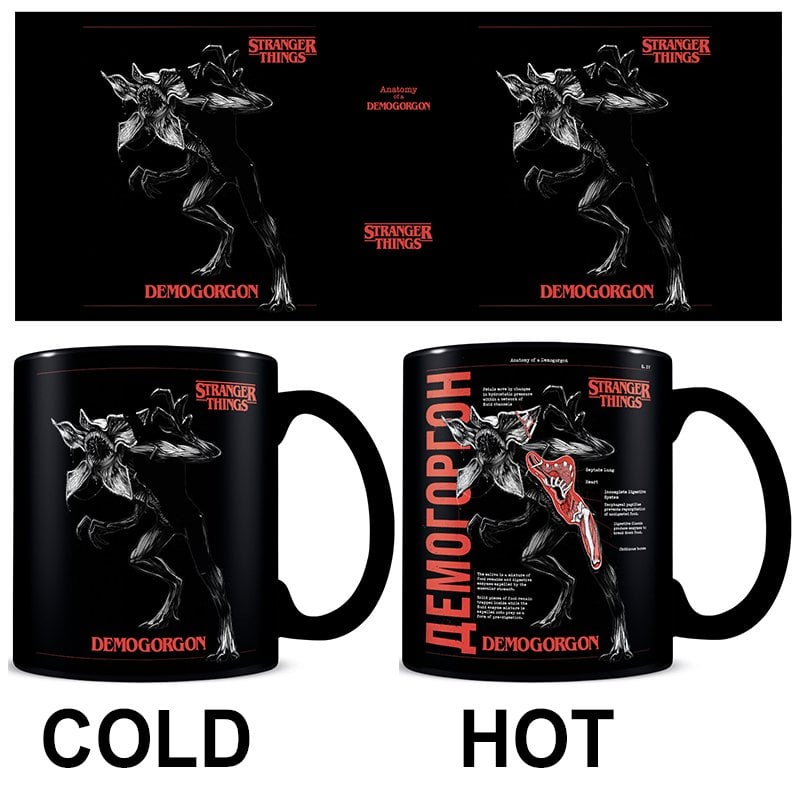 Image of Tazza termosensibile in ceramica Pyramid Stranger Things da 315 ml, design reattivo al calore cod079
