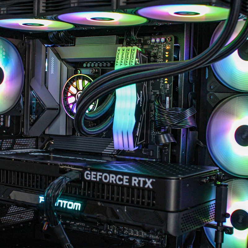 Pcm Executive Overlord Amd Ryzen 9 9900x3d/64gb Ram/1tb Ssd/rtx