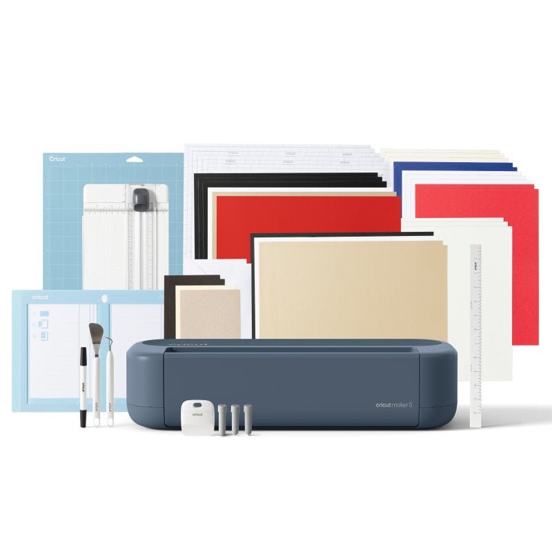 Cricut Maker™ 5 Essentials Bundle