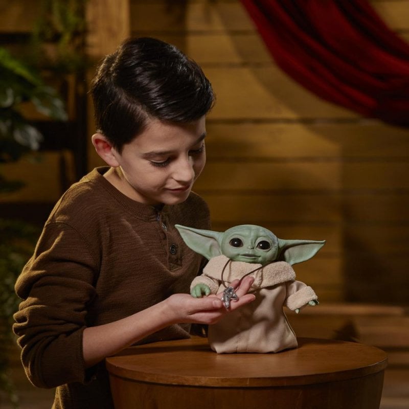 Hasbro Star Wars - The Child Animatronic Edition, Giocattolo con Oltre 25 Combinazioni di Suoni e movimenti, conosciuto Anche Come Baby Yoda, Serie Disney+ The Mandalorian, Multicolore, taglia unica