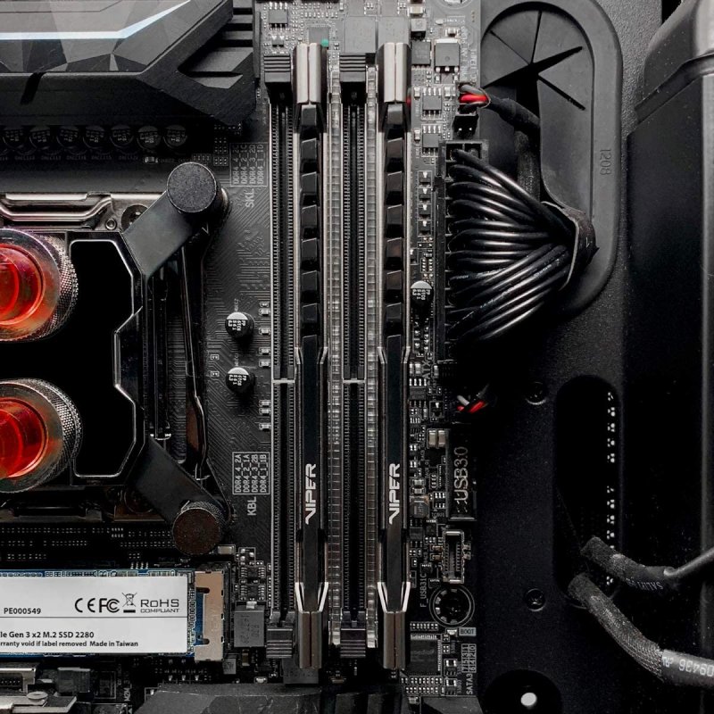 Memória RAM Patriot Viper Steel DDR4 3200MHz PC4-25600 32GB CL18