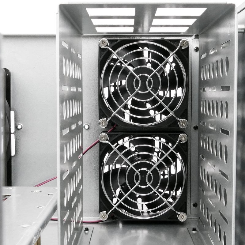 Boîtier Châssis Rack 19" IPC ATX 4U 3x5.25" 8x3.5" Profondeur 460mm