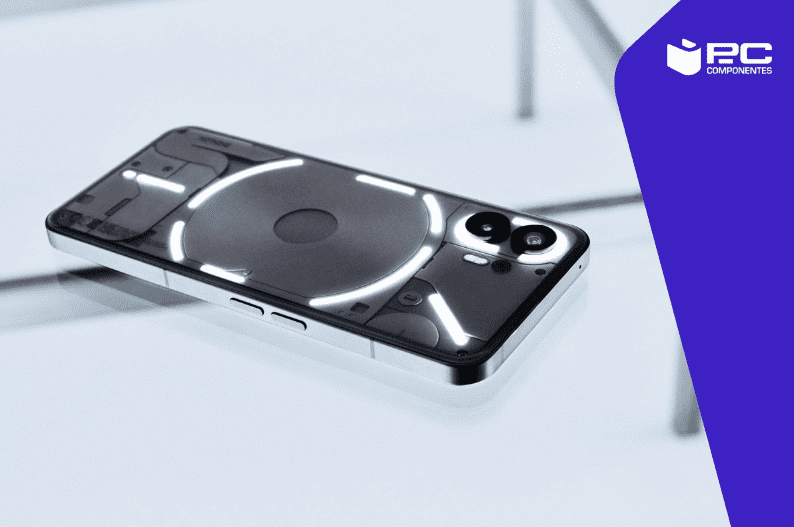 El iPhone 15 vs Nothing Phone 2 em comparação