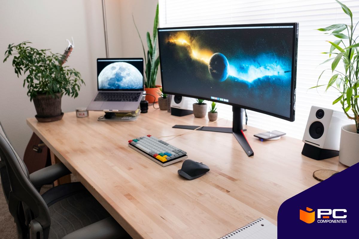 El monitor más grande de 40 pulgadas