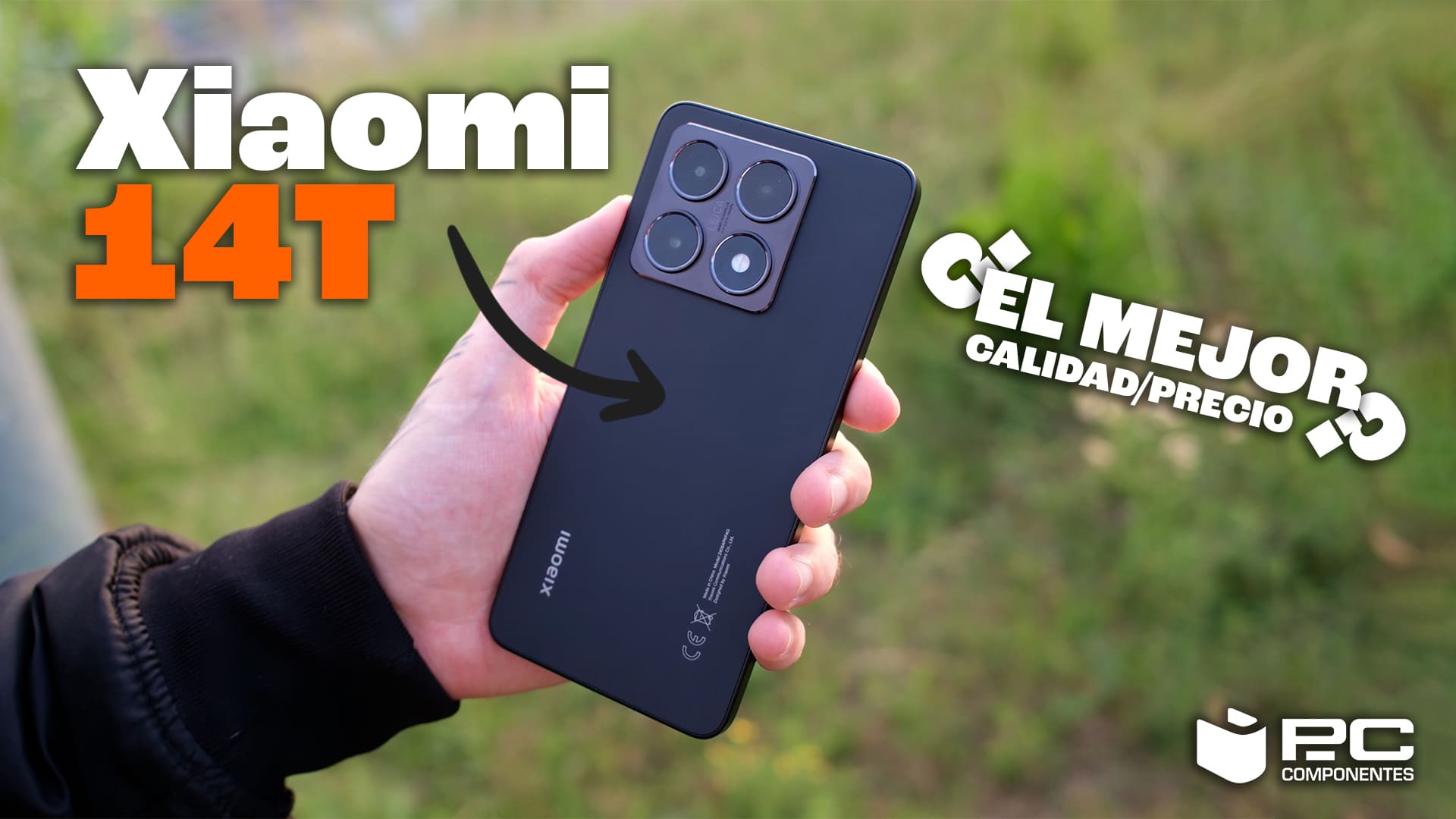 Un experto en móviles sostiene el Xiaomi 14T