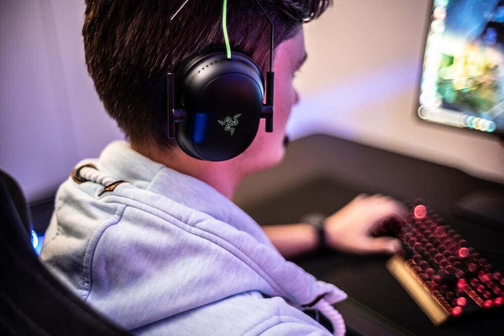 cascos Razer vs Logitech