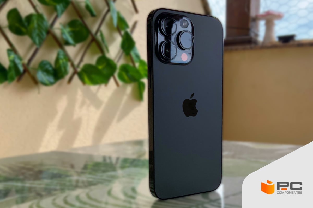 Vista trasera del iPhone 14 Pro Max