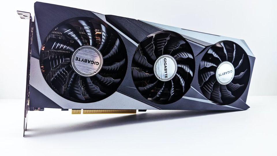 gpu local vs cloud