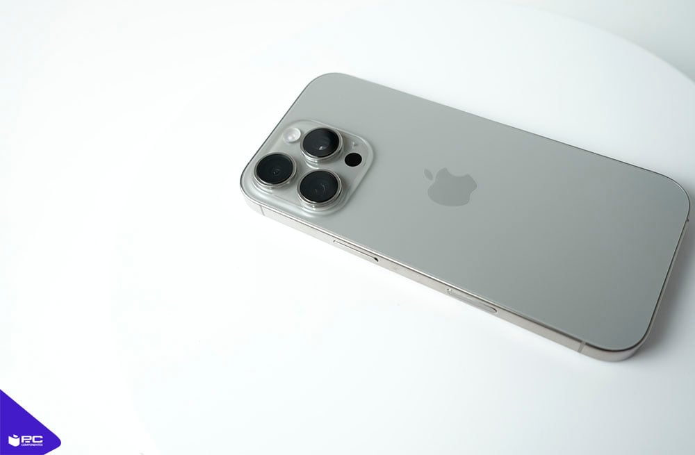 review iphone 16 pro