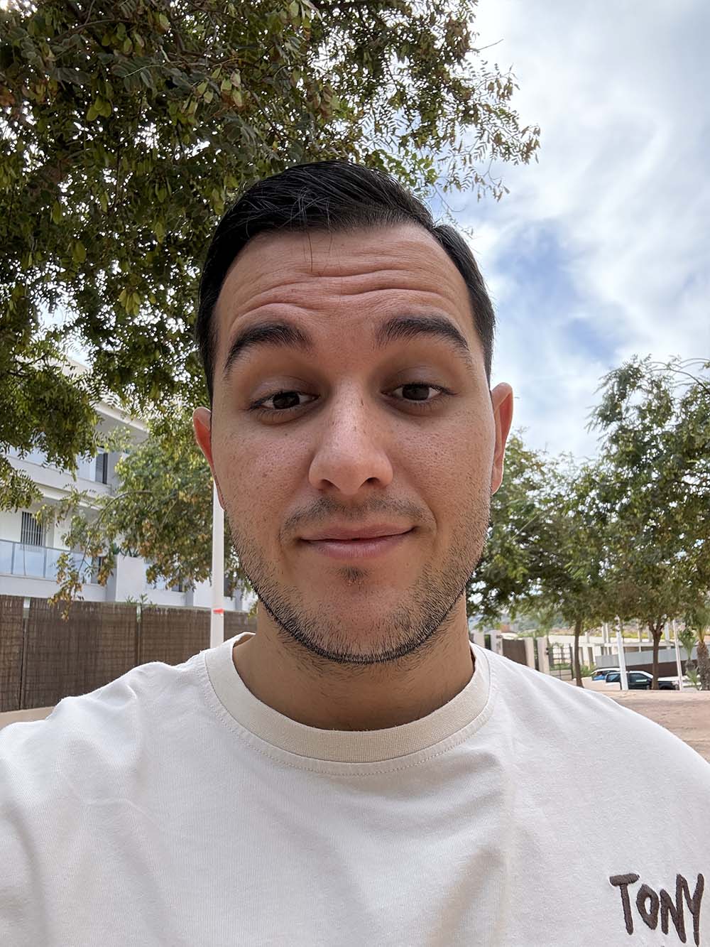 selfie iphone 16 pro