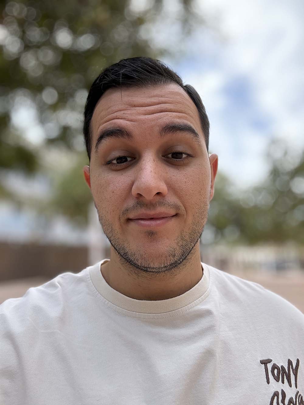 selfie iphone 16 pro