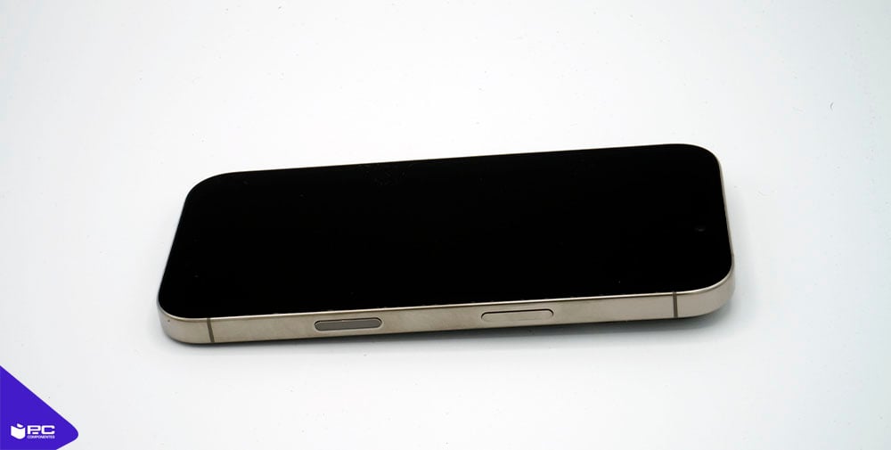review iphone 16 pro