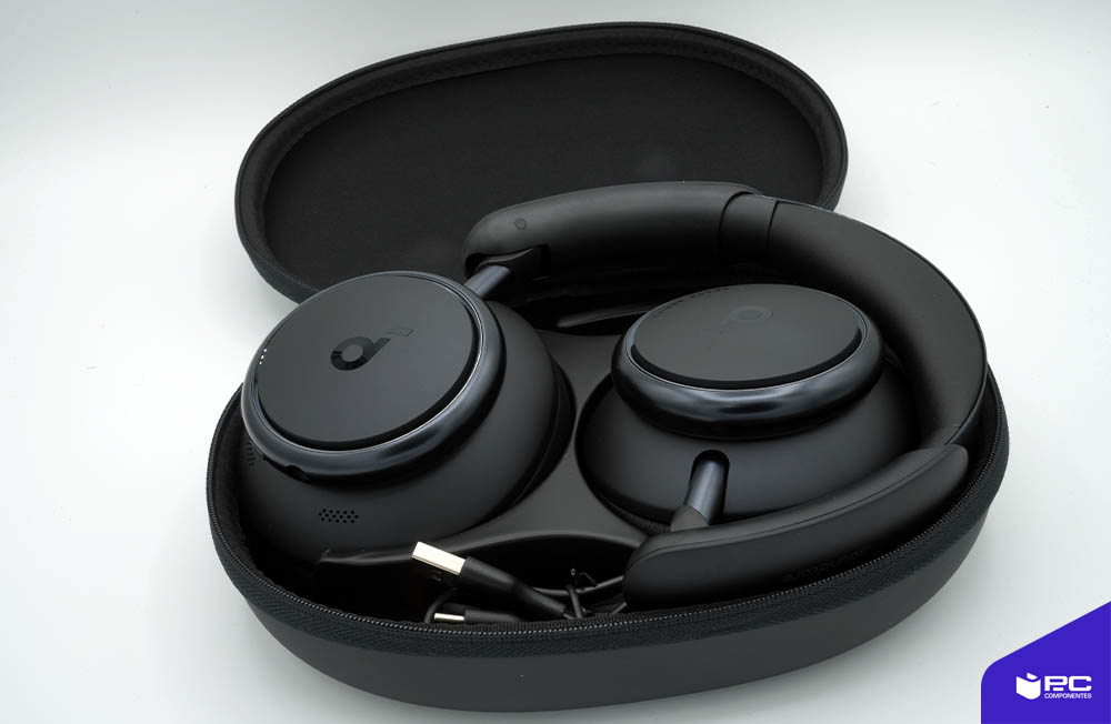 Soundcore Space Q45 unboxing