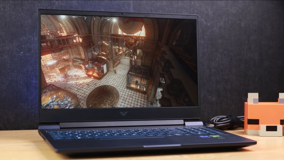  portátiles oled vs ips