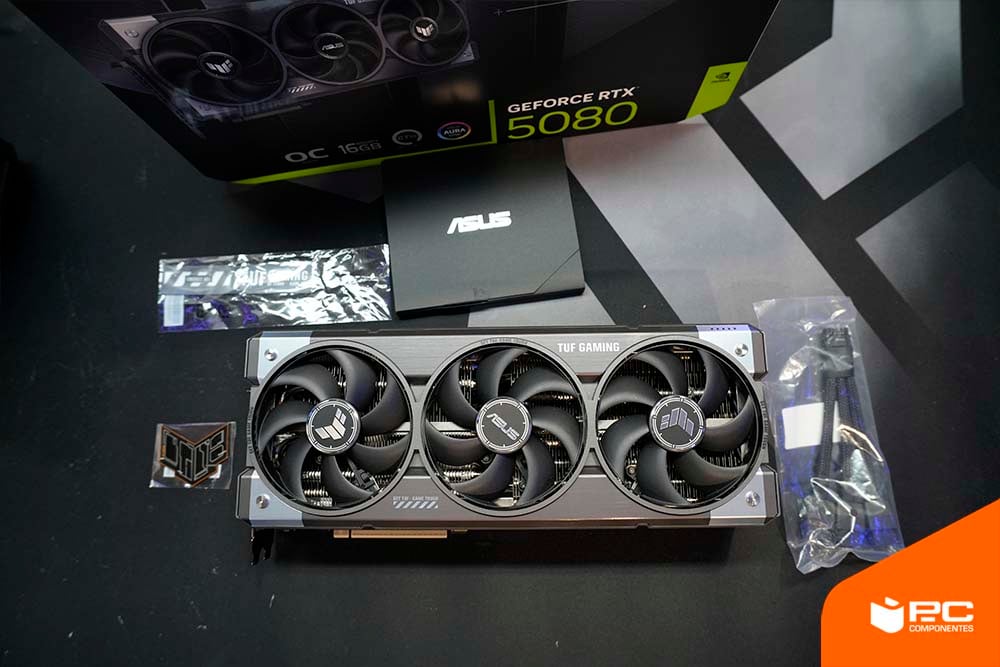 unboxing ASUS TUF Gaming RTX 5080