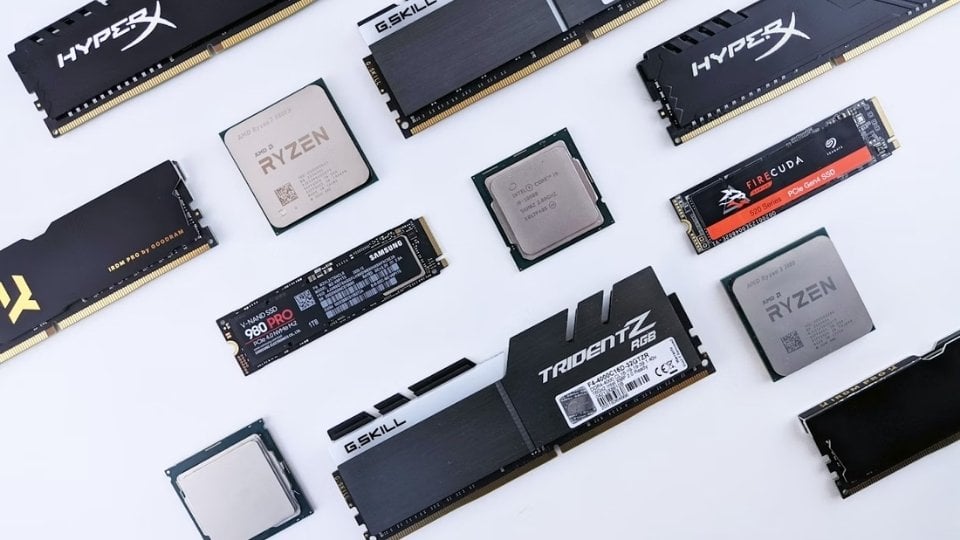 8 vs 16 gb ram