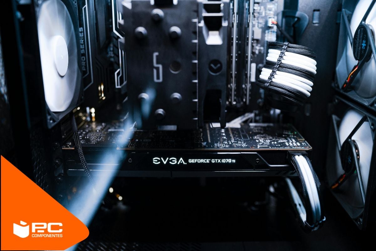 Una setup con una de las mejores tarjetas gráficas para gaming en 4K Una setup con una de las mejores tarjetas gráficas para gaming en 4K