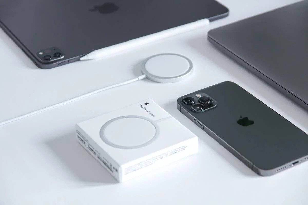 Os melhores carregadores sem fios para Iphone Os melhores carregadores sem fios para Iphone